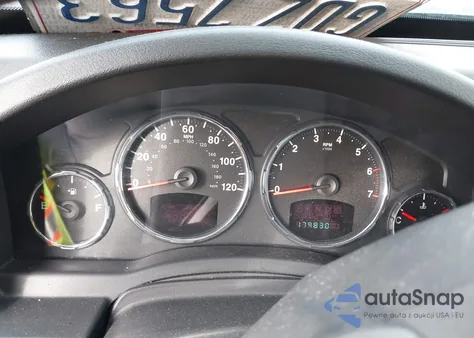 2010 Jeep Liberty Sport from USA, damaged, VIN 1J4PN2GK3AW154570